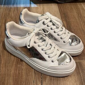 Guess White and Silver Women's Sneakers